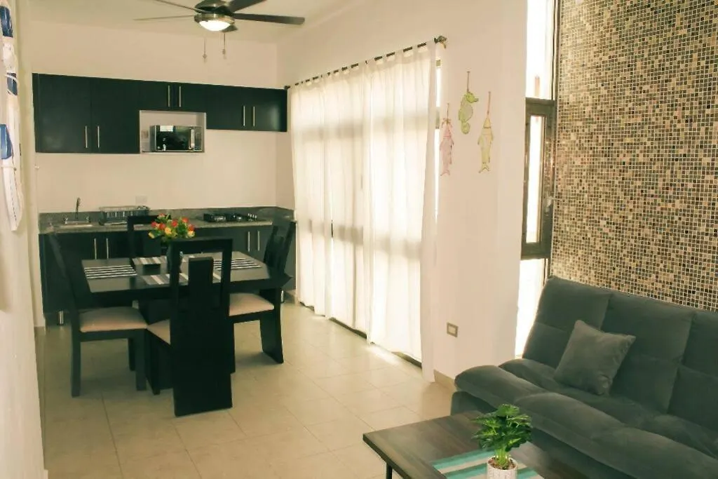 Appartement Hermoso Departamento En La Avenida Colosio à Playa del Carmen